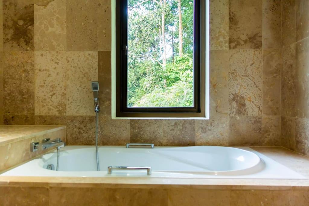 Ocean View Haad Salad Вилла *